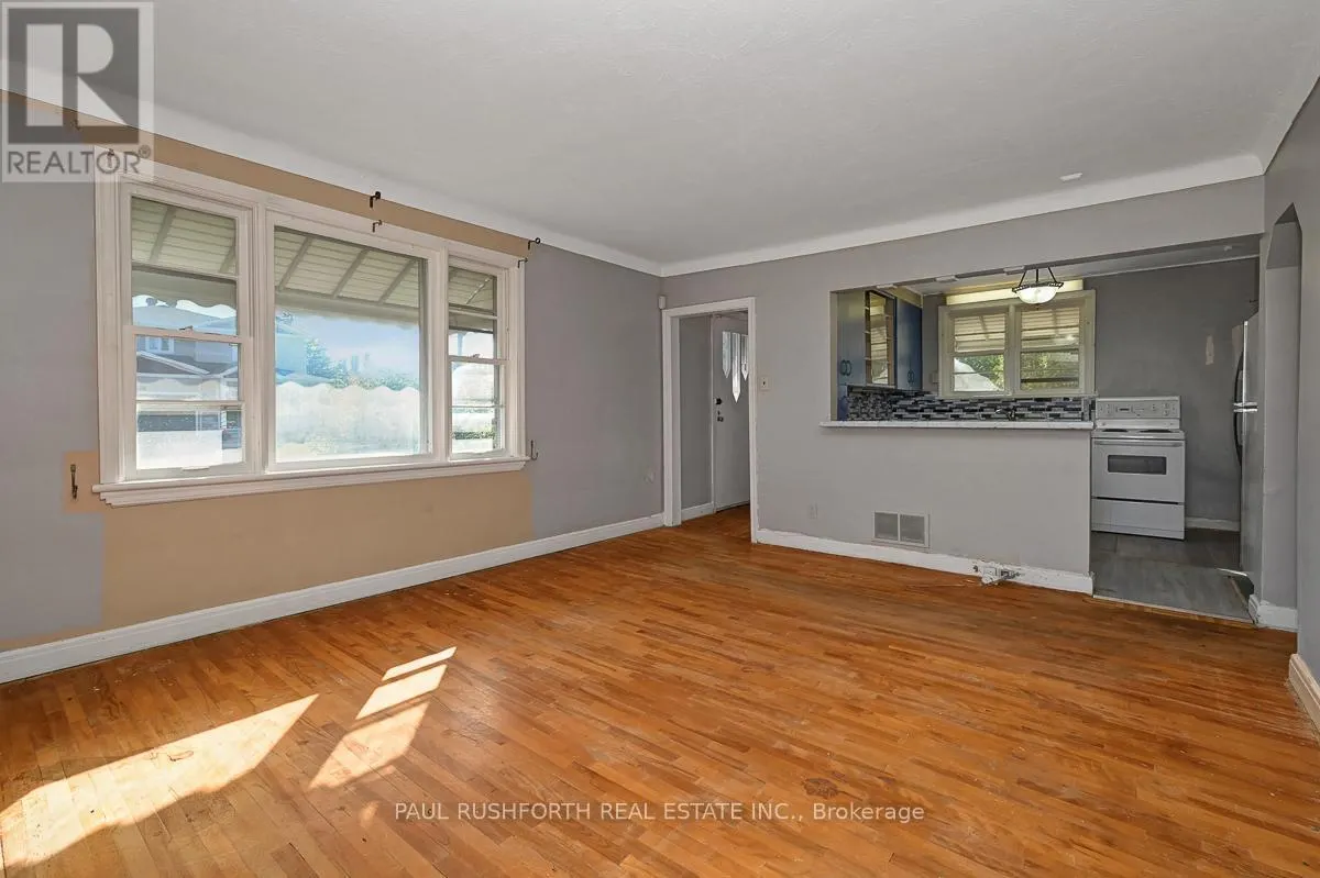 39 COTE DE NEIGES ROAD