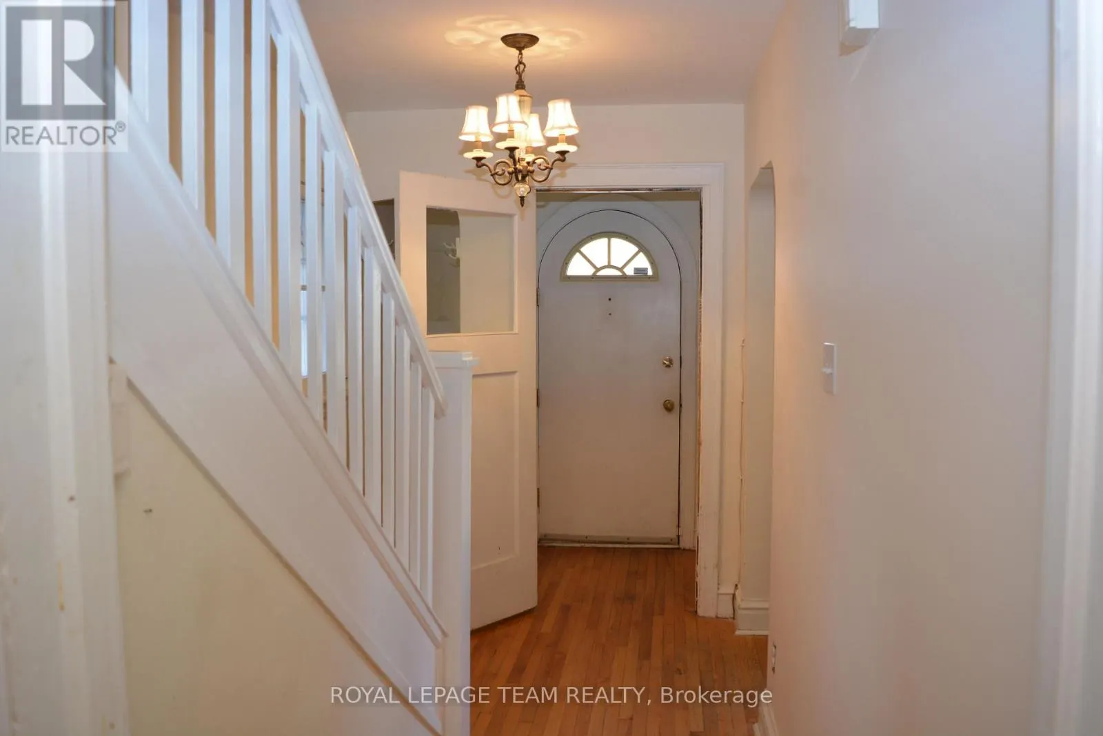 175 BREEZEHILL AVENUE N