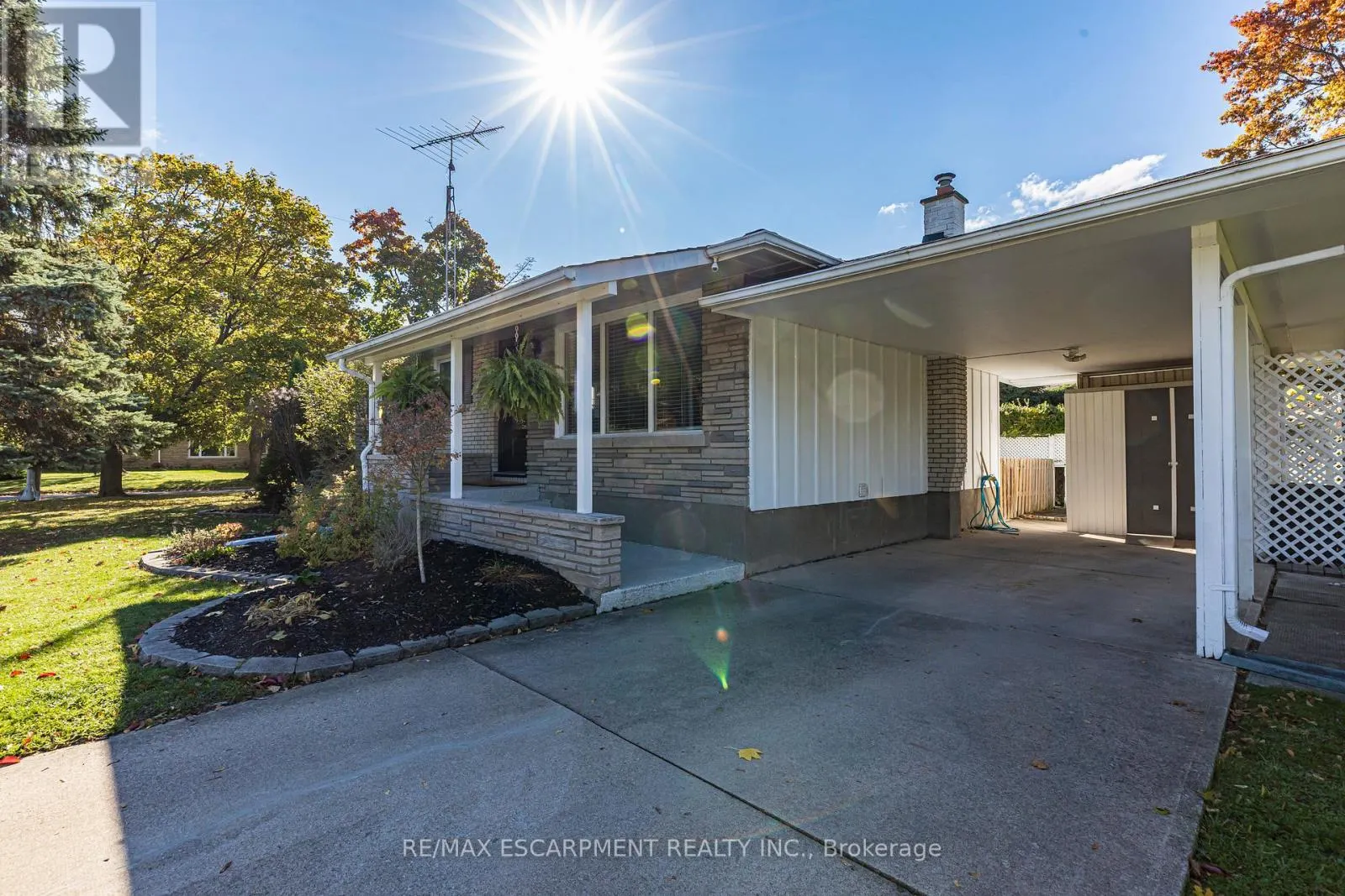 12 RIDLEY HEIGHTS DRIVE