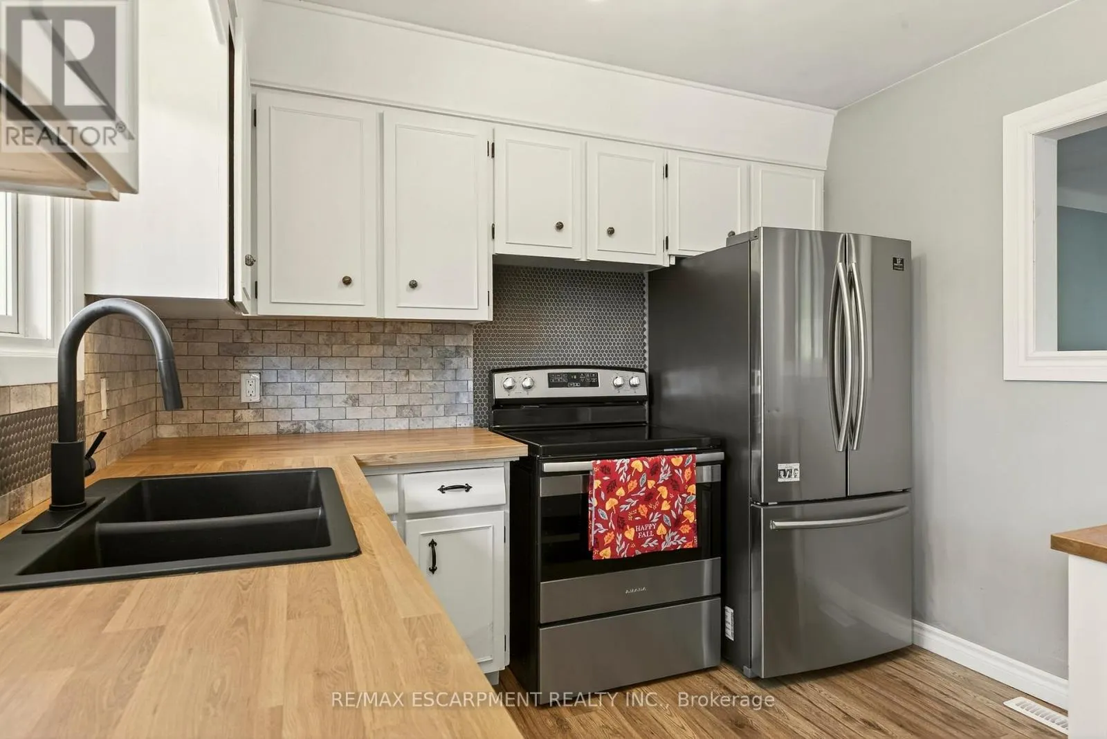 12 RIDLEY HEIGHTS DRIVE