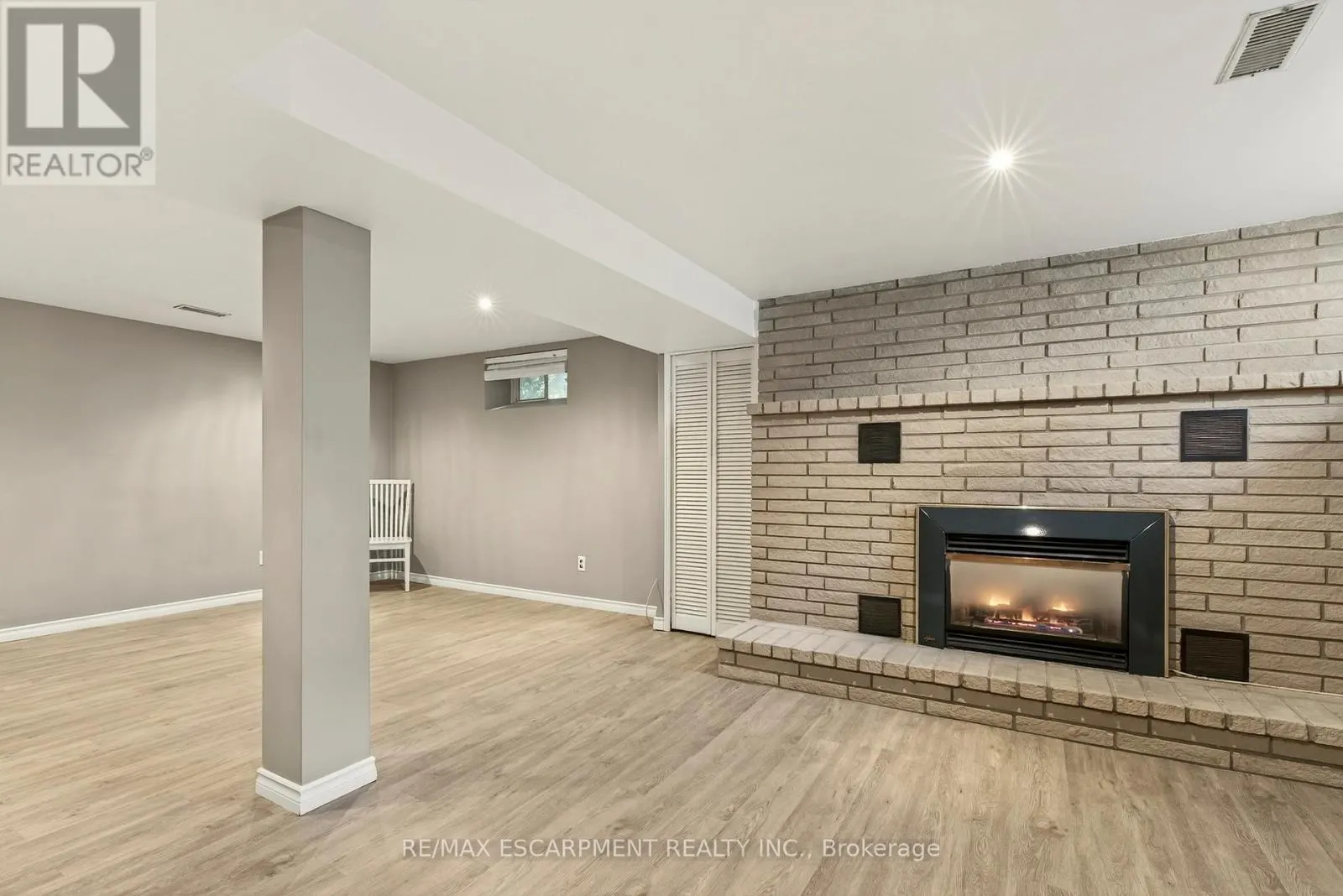 12 RIDLEY HEIGHTS DRIVE