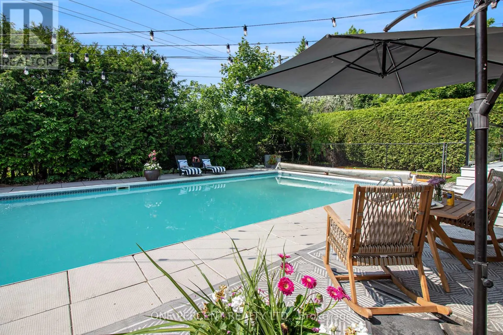 1042 HARKNESS AVENUE