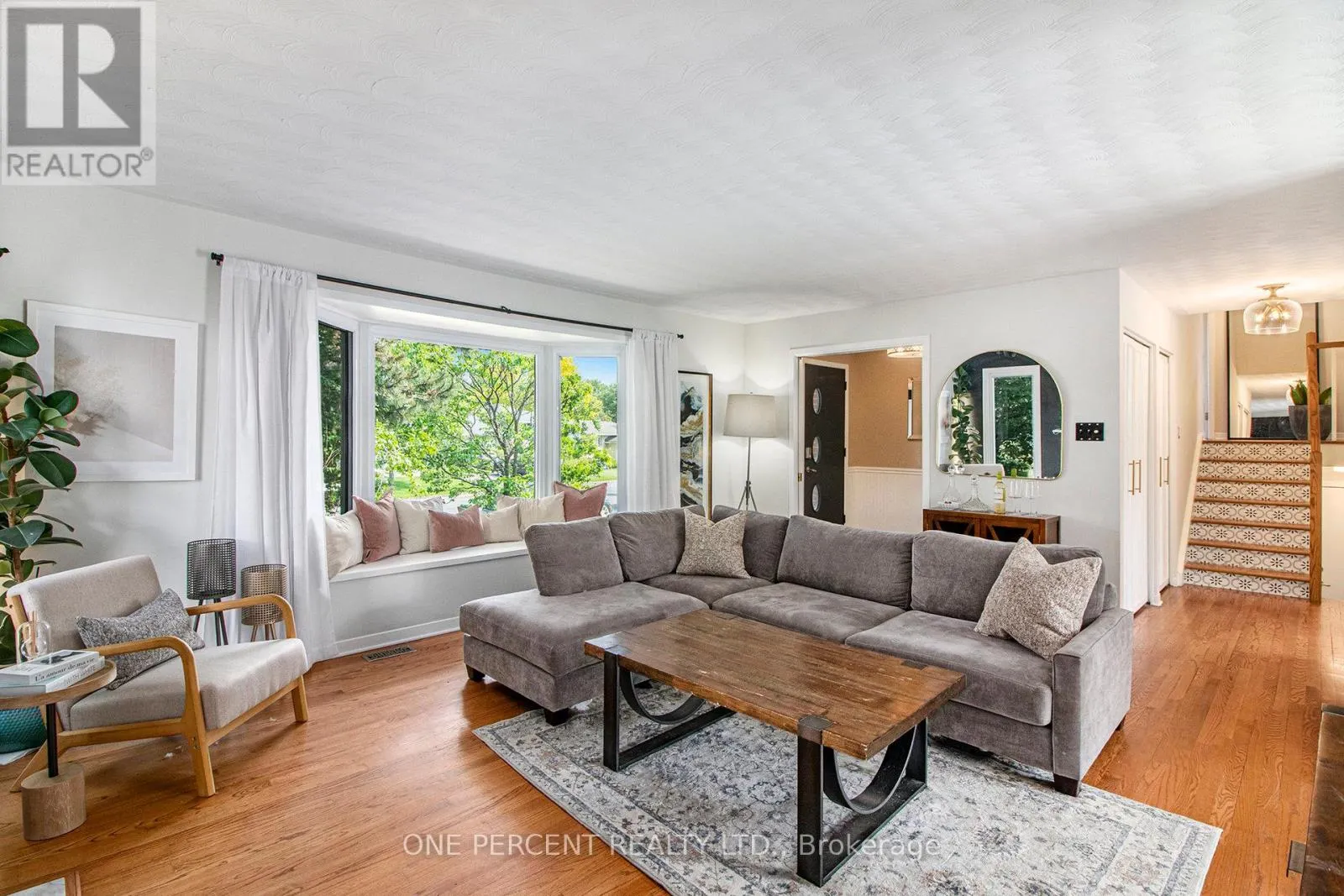 1042 HARKNESS AVENUE