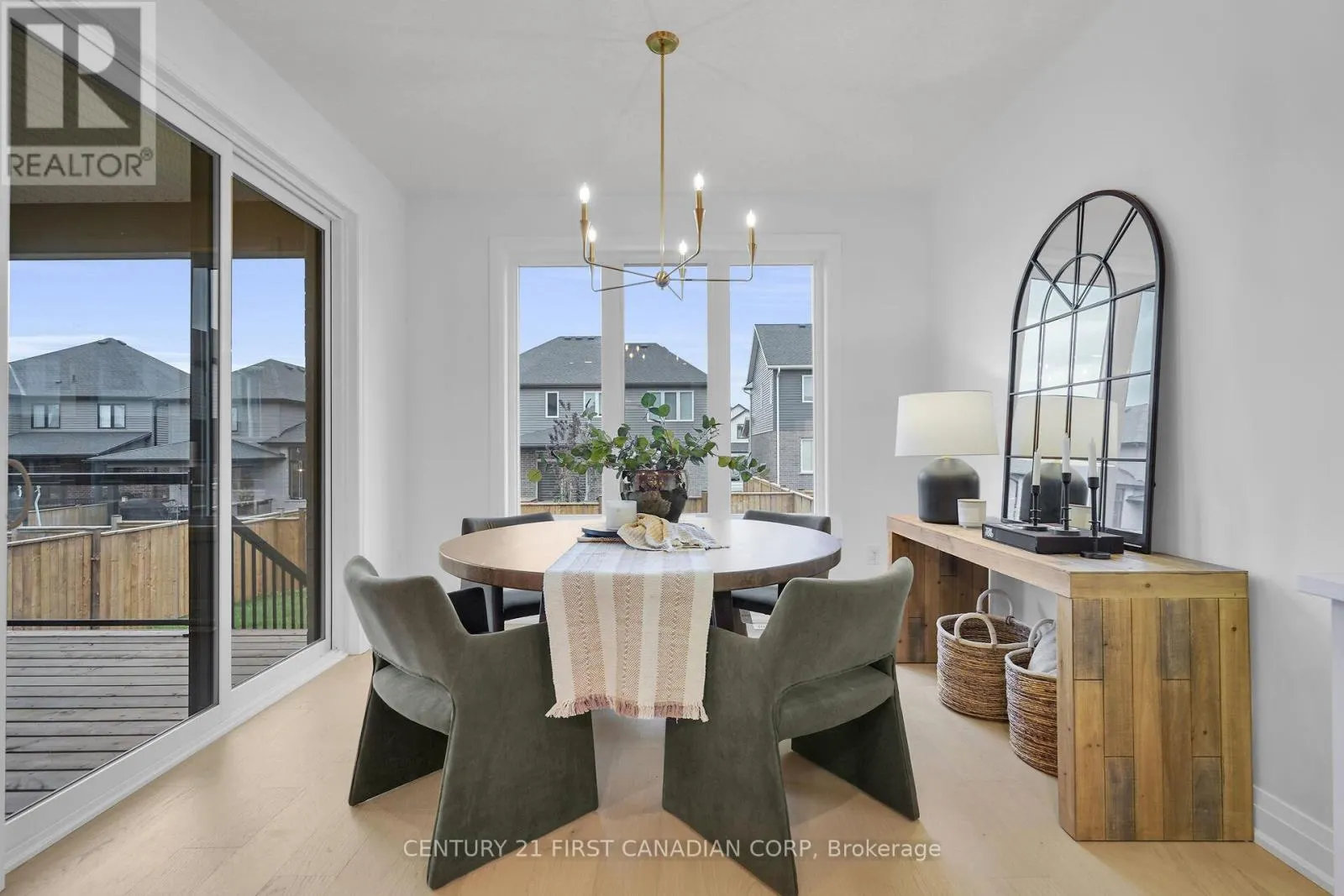 1918 FOUNTAIN GRASS DRIVE