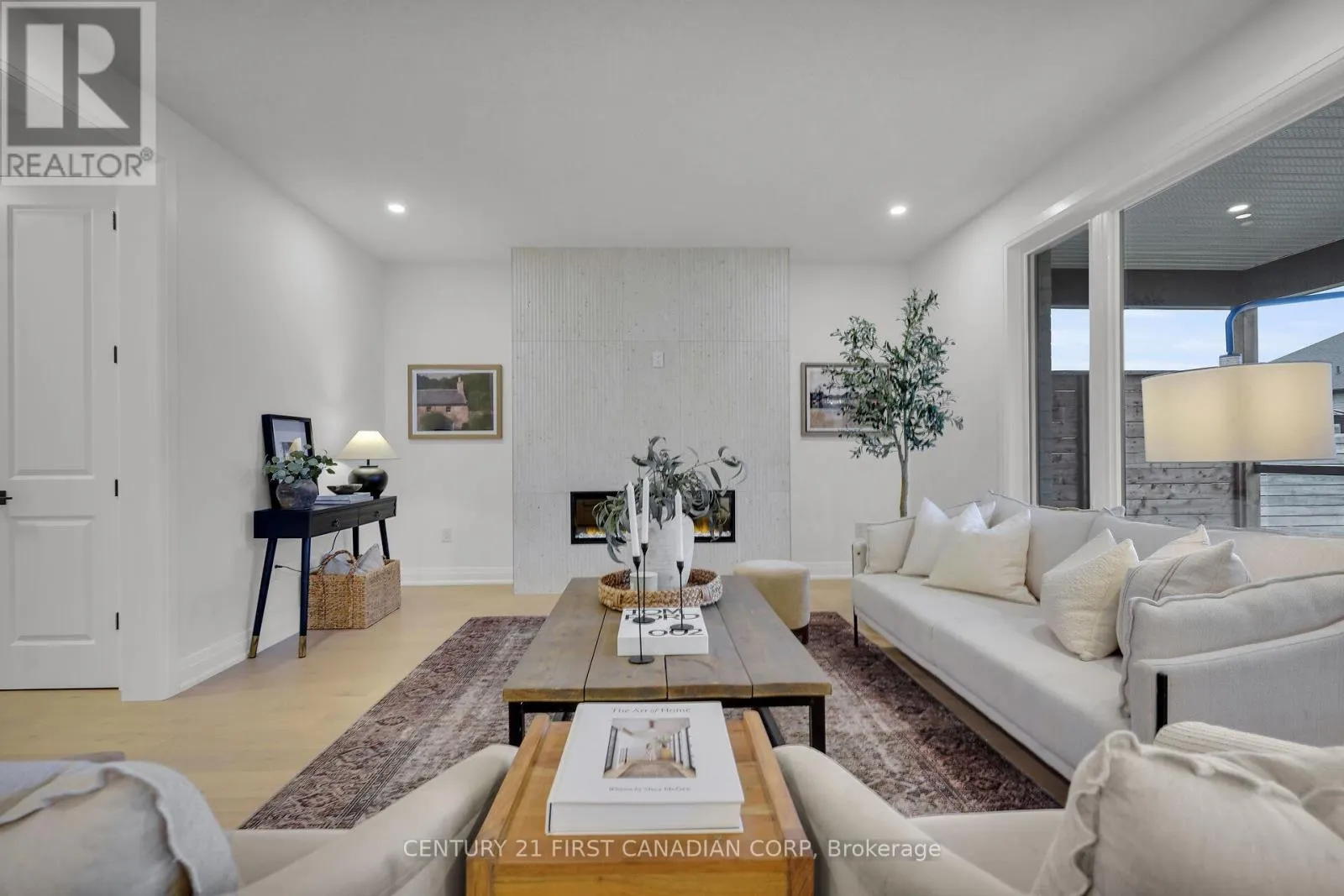 1918 FOUNTAIN GRASS DRIVE