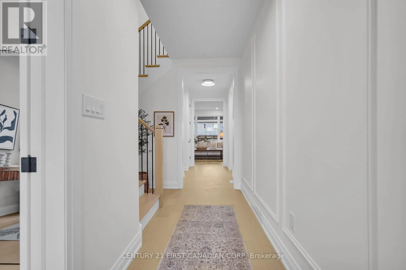 1918 FOUNTAIN GRASS DRIVE