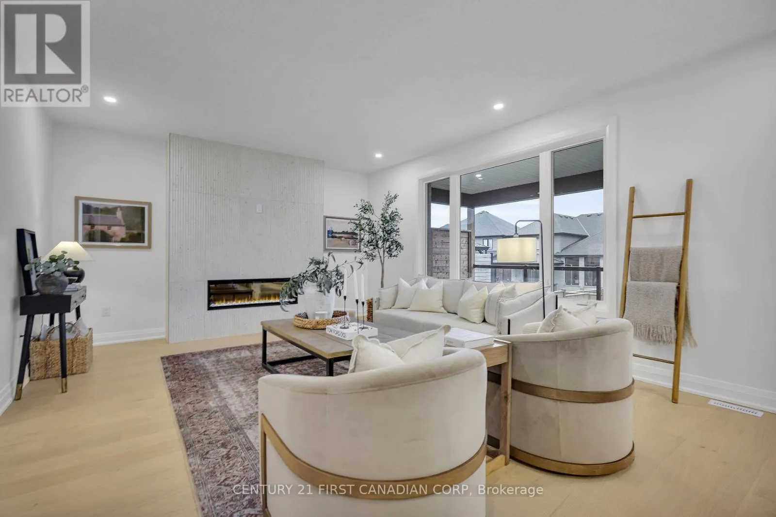 1918 FOUNTAIN GRASS DRIVE