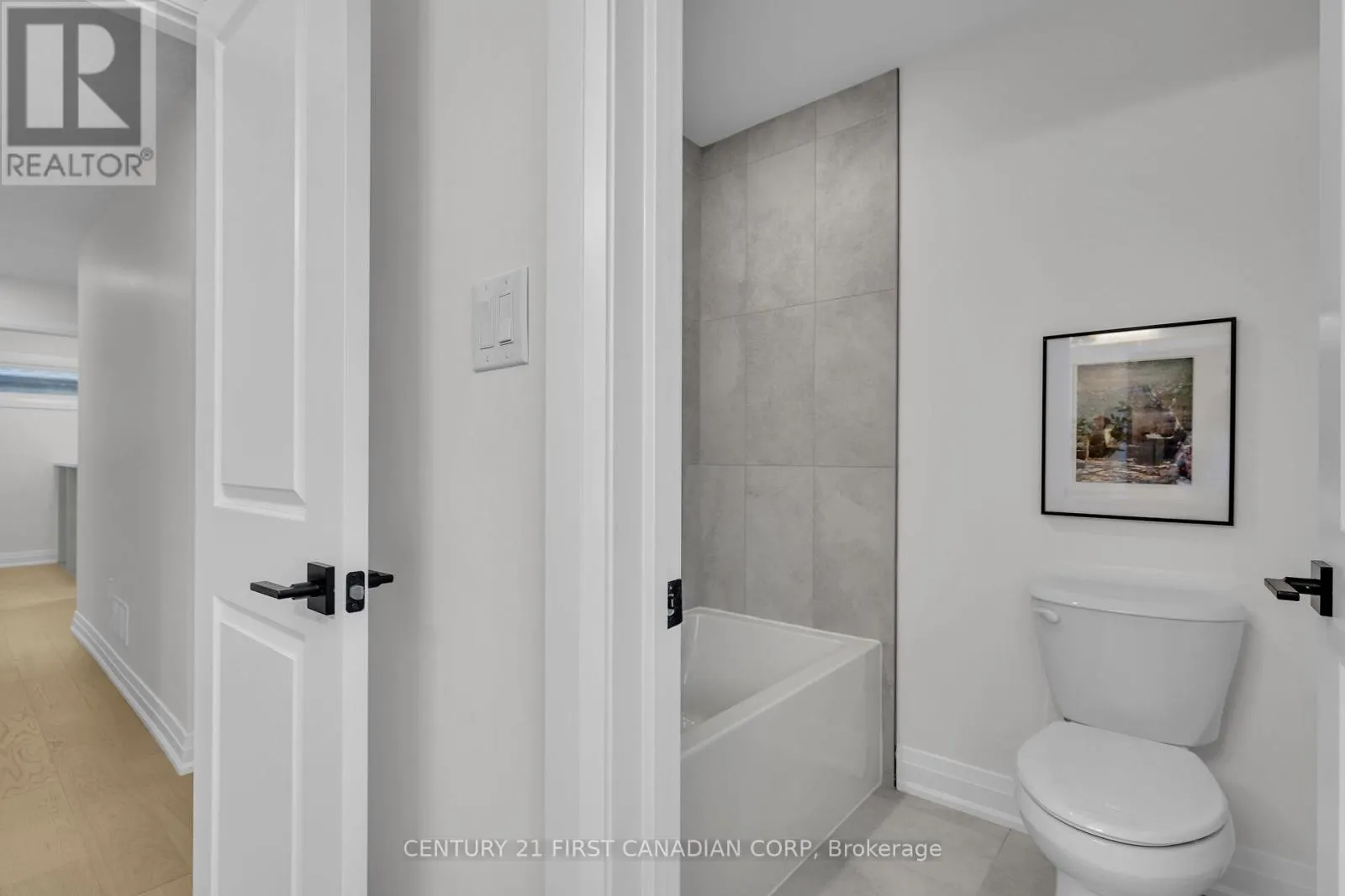 1918 FOUNTAIN GRASS DRIVE