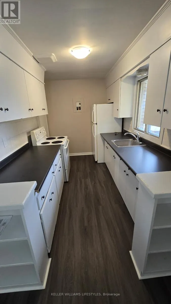 UPPER - 20 SUMNER ROAD, #Upper