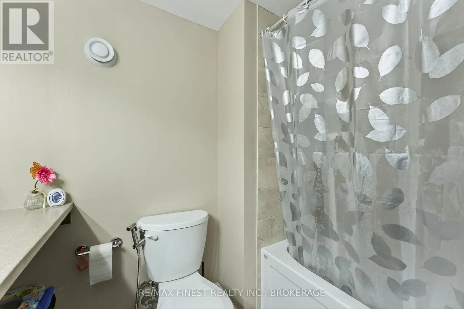 1257 WHEATHILL STREET