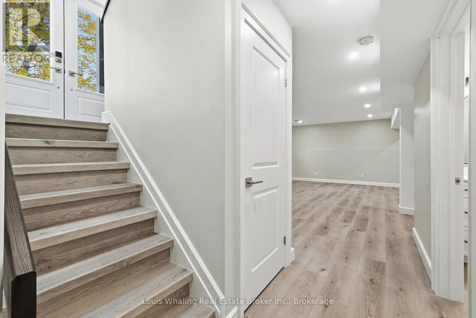 25 DIRSTEIN STREET N