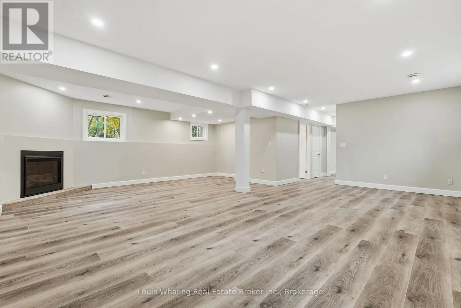 25 DIRSTEIN STREET N