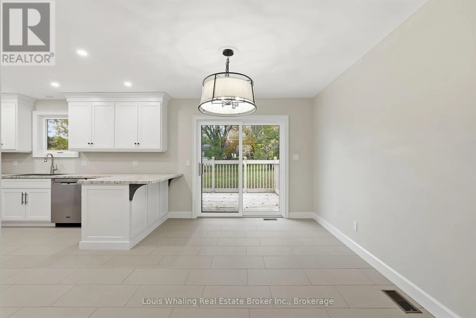 25 DIRSTEIN STREET N