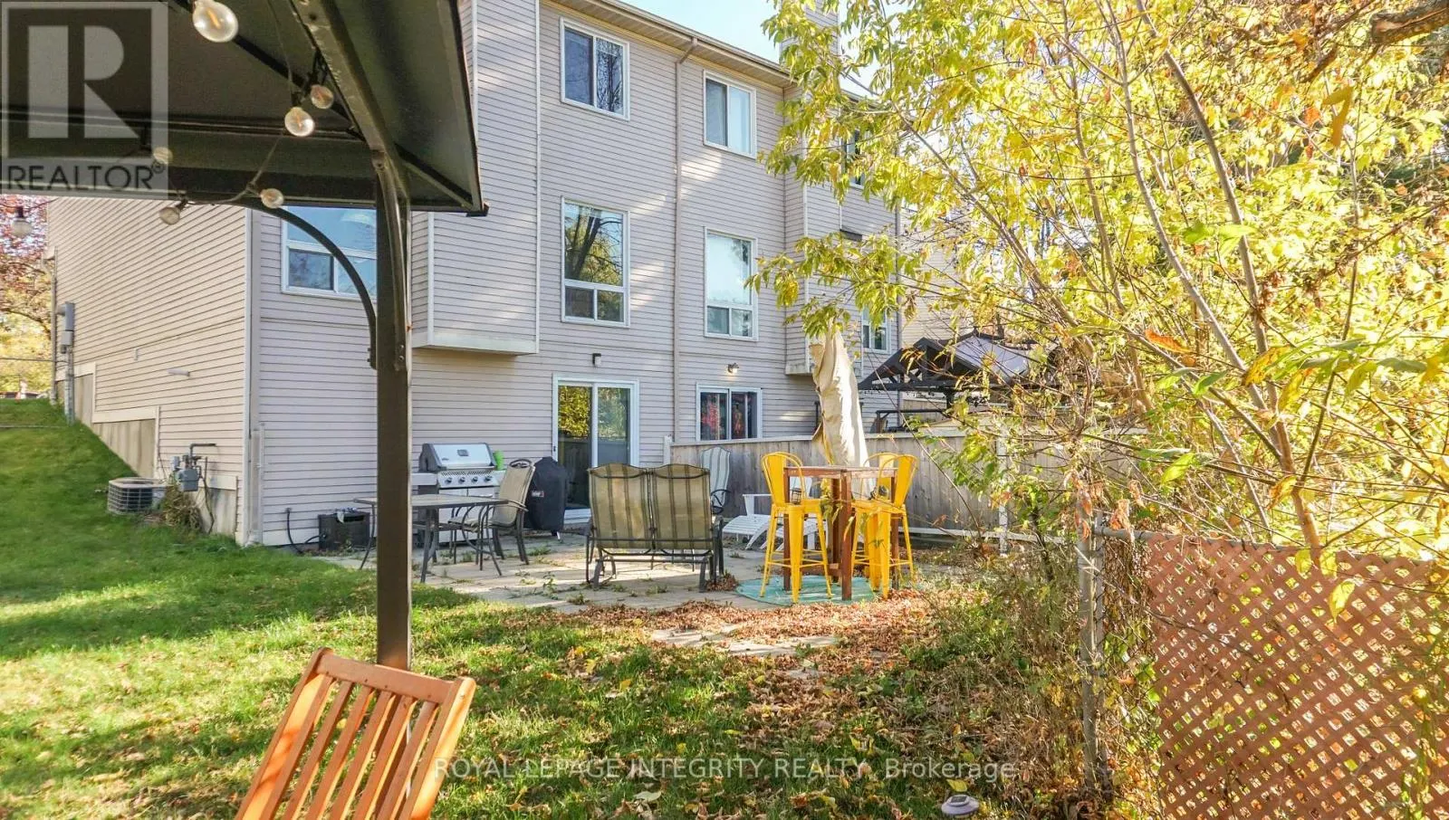 1080 DES ORMES PLACE