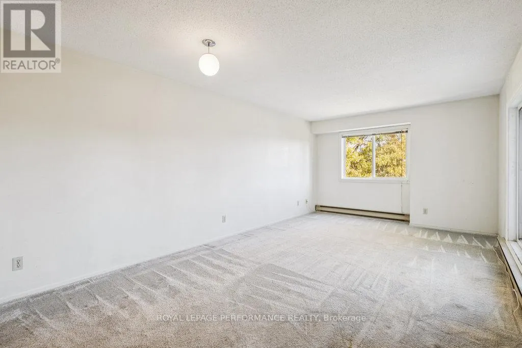 205 - 266 LORRY GREENBERG DRIVE