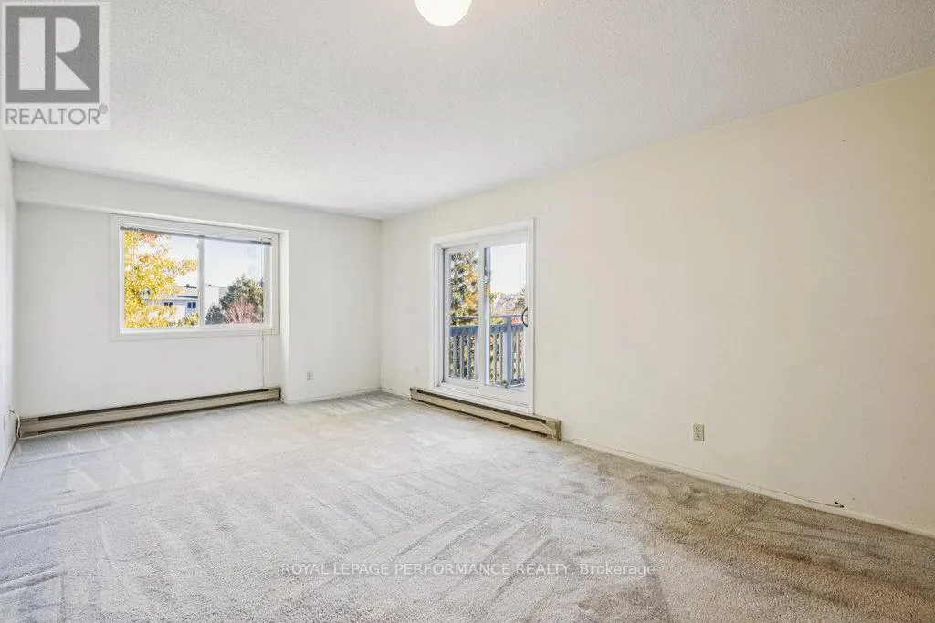 205 - 266 LORRY GREENBERG DRIVE