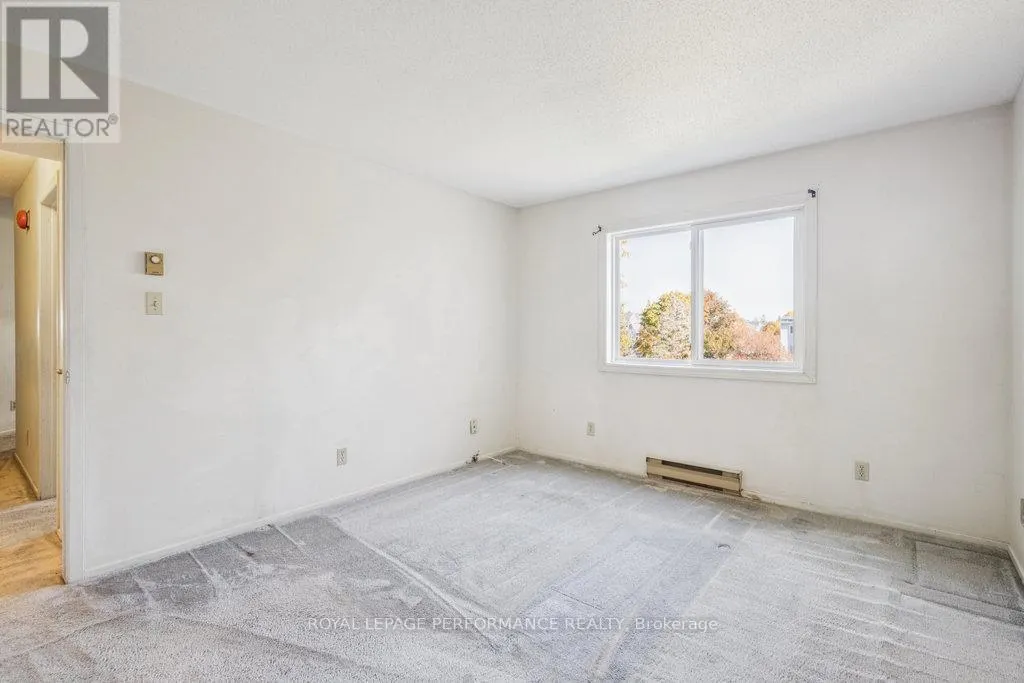 205 - 266 LORRY GREENBERG DRIVE