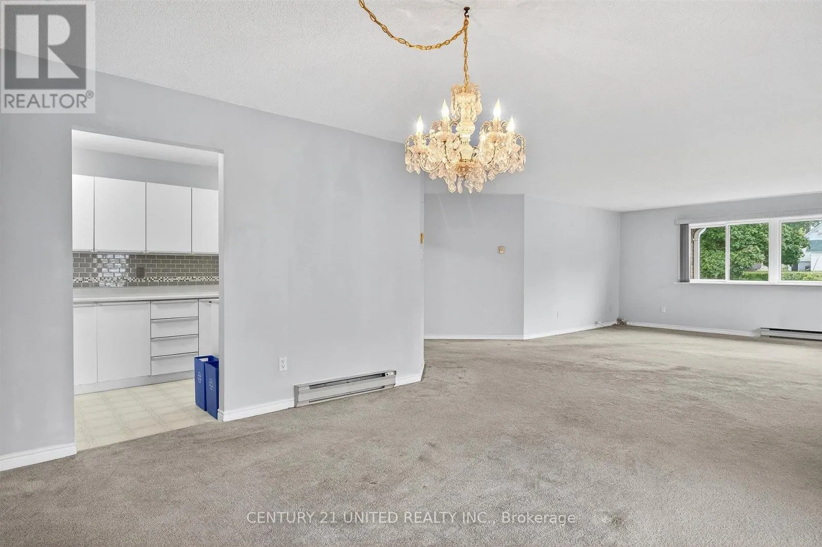 224 - 475 PARKHILL ROAD W, #224