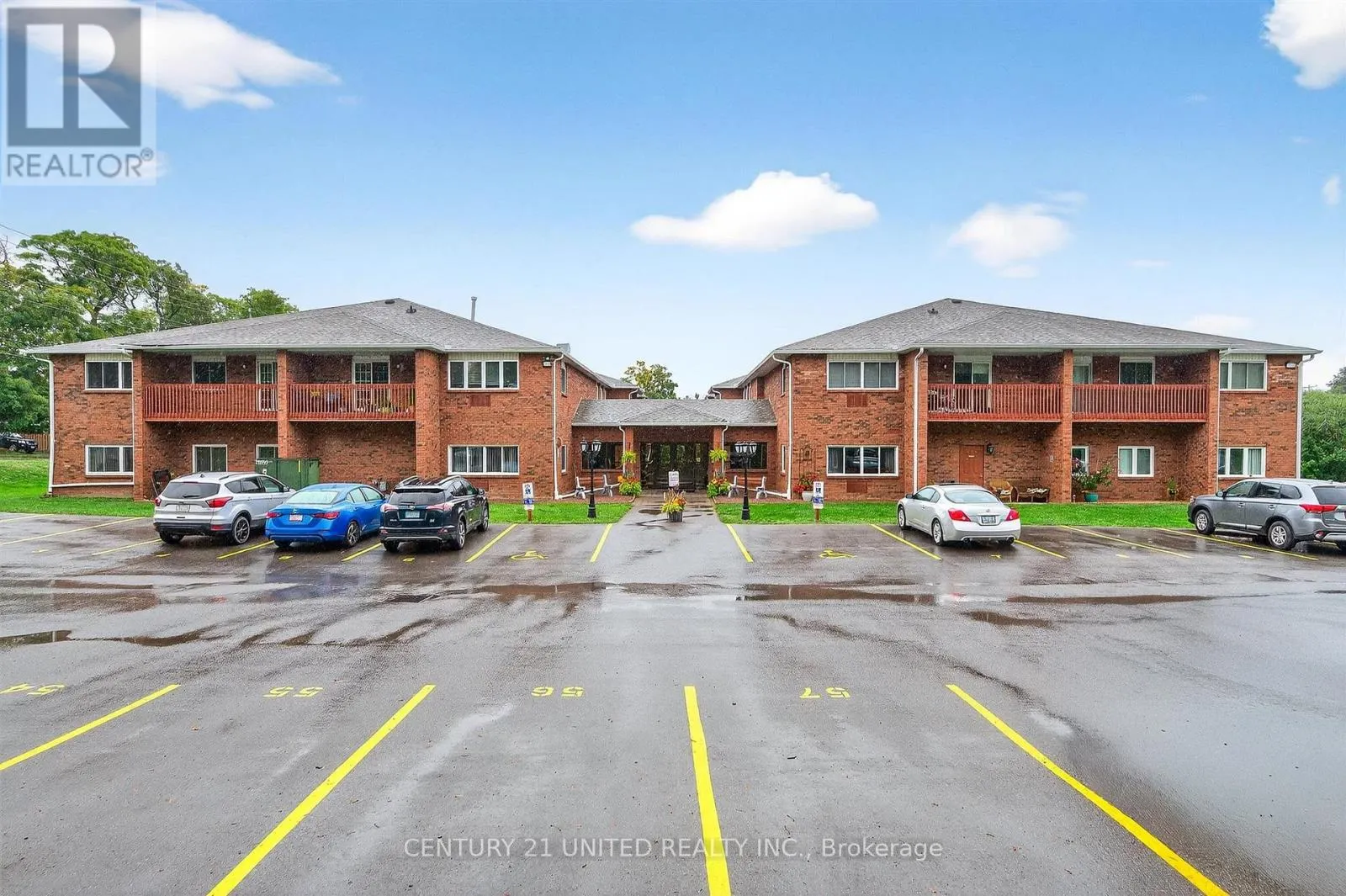 224 - 475 PARKHILL ROAD W, #224