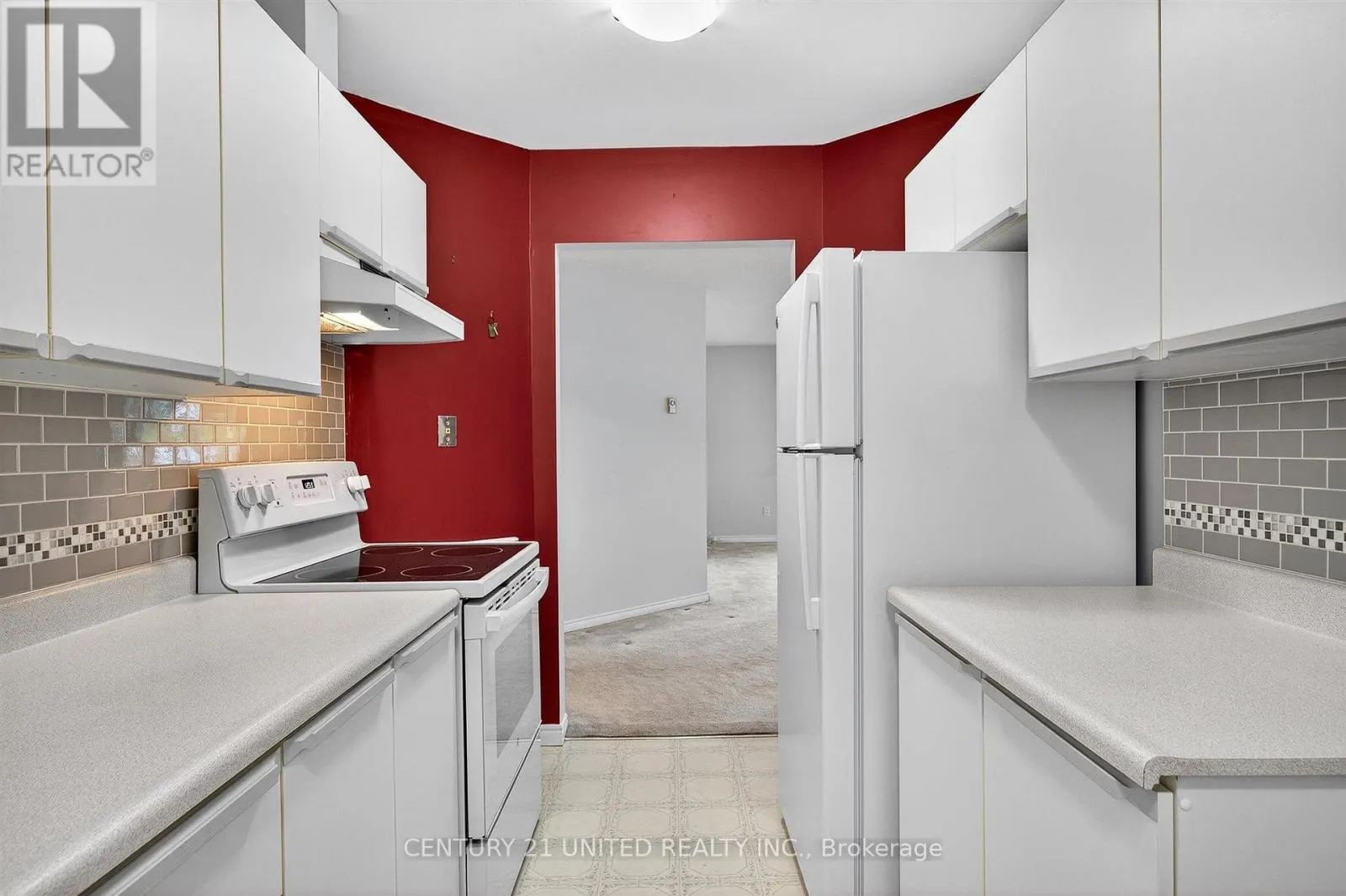 224 - 475 PARKHILL ROAD W, #224