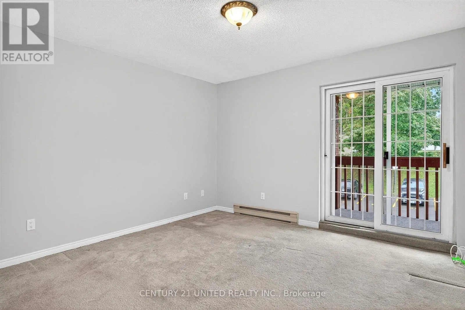 224 - 475 PARKHILL ROAD W, #224