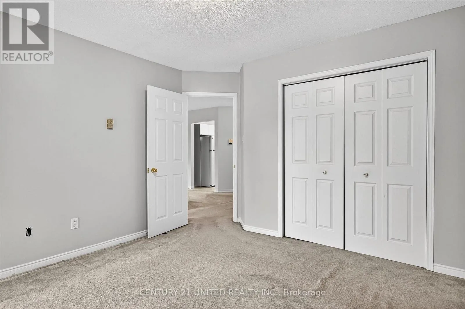 224 - 475 PARKHILL ROAD W, #224