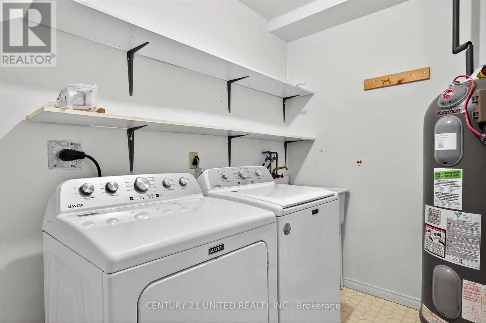 224 - 475 PARKHILL ROAD W, #224