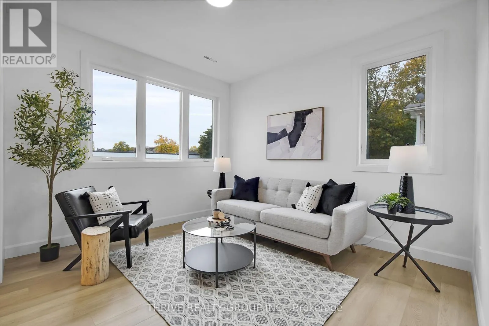 5 - 74 CHURCH STREET, #5