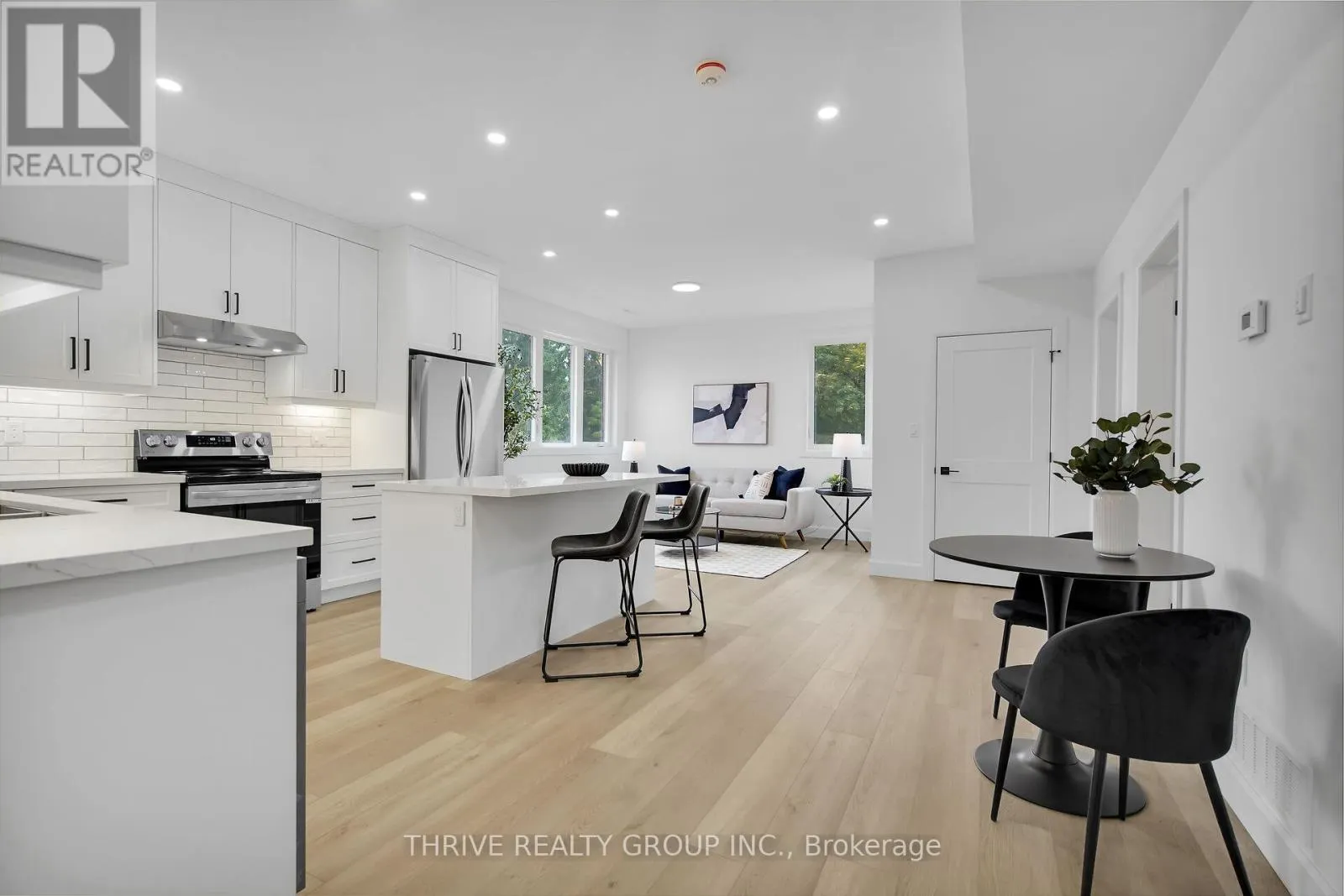 5 - 74 CHURCH STREET, #5