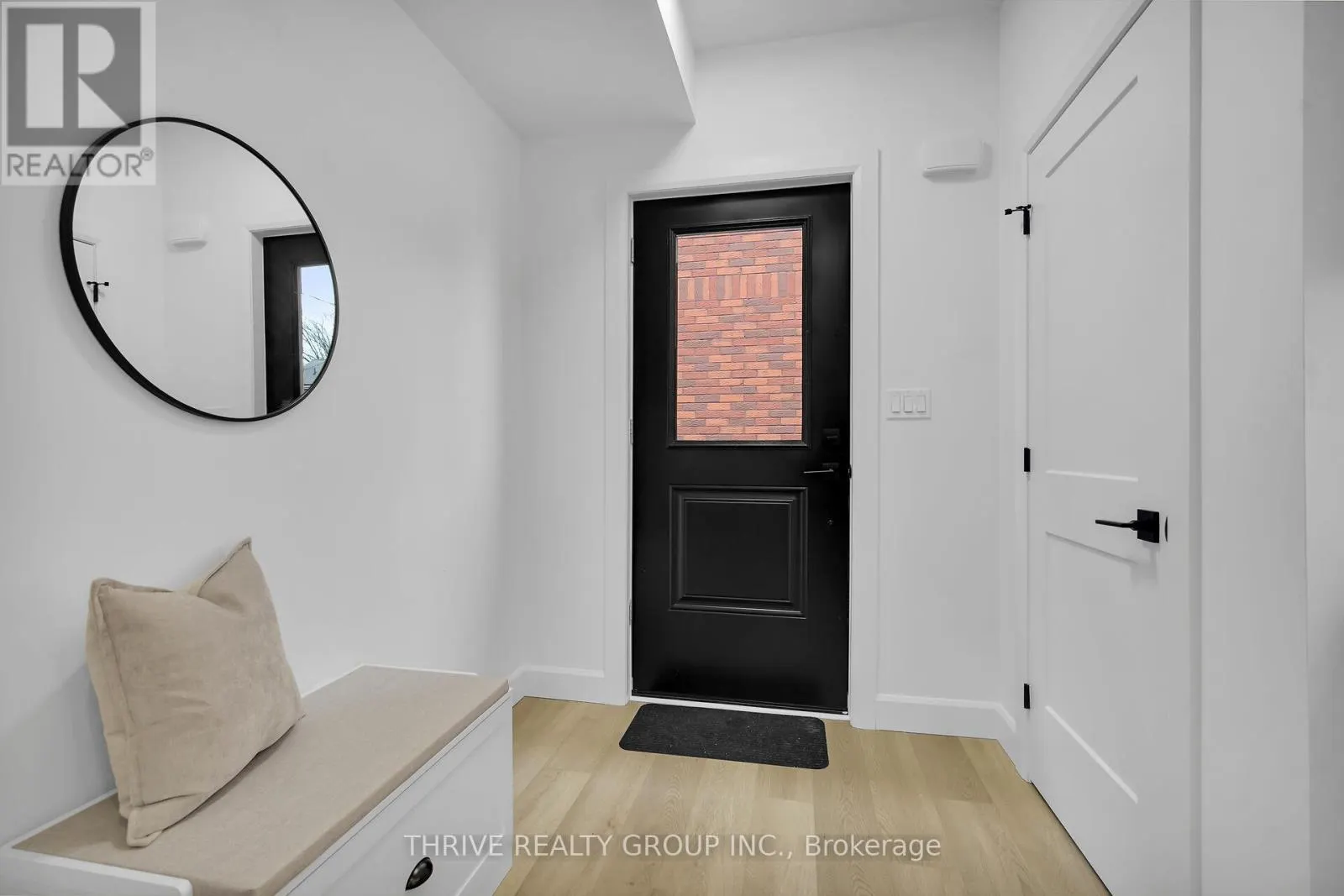 5 - 74 CHURCH STREET, #5