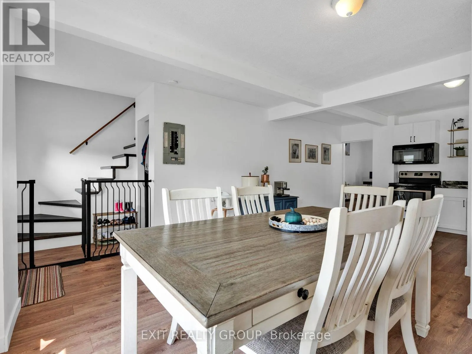 B - 109 PRINCE EDWARD STREET, #B