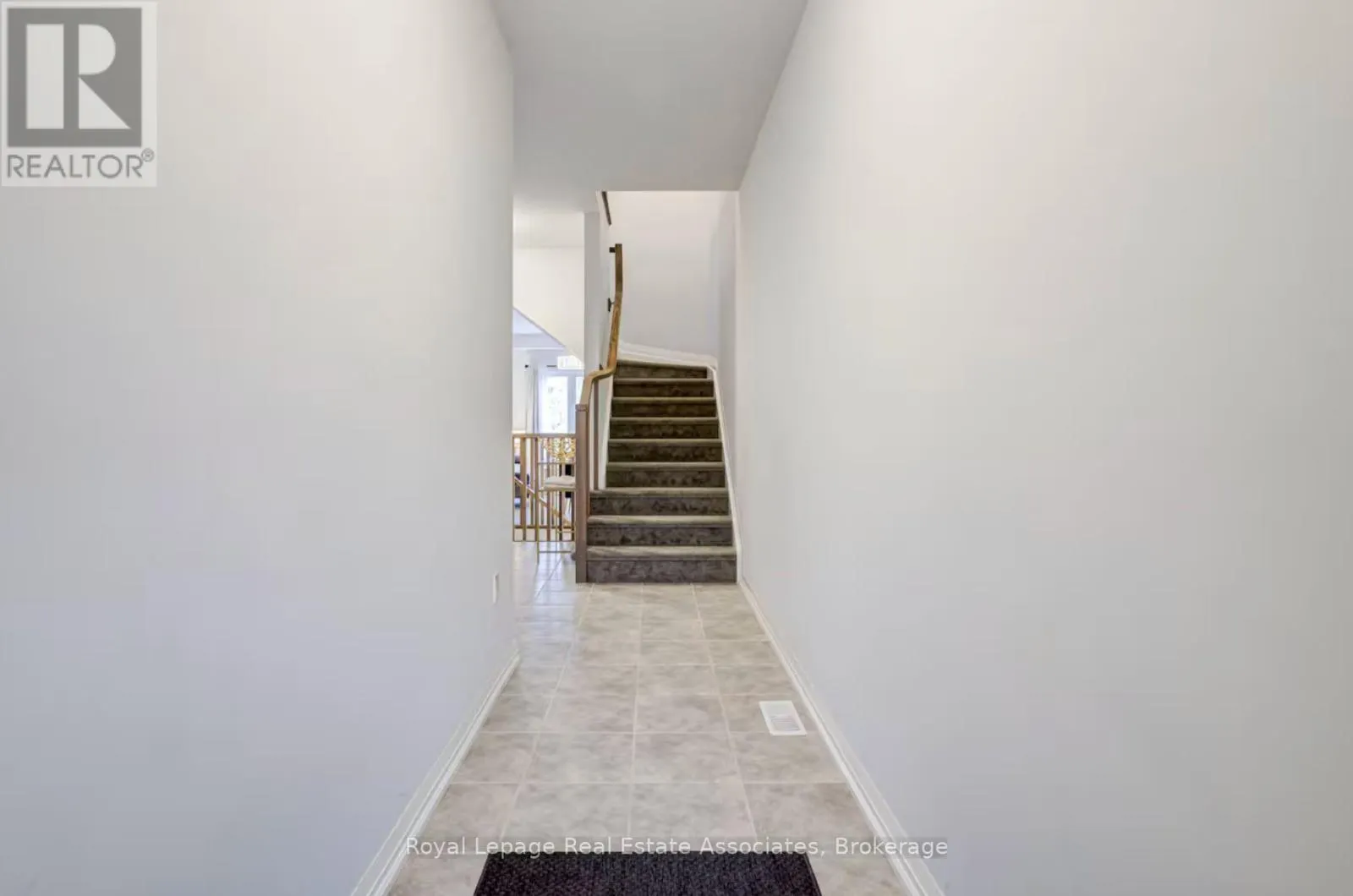 45 - 4552 PORTAGE ROAD