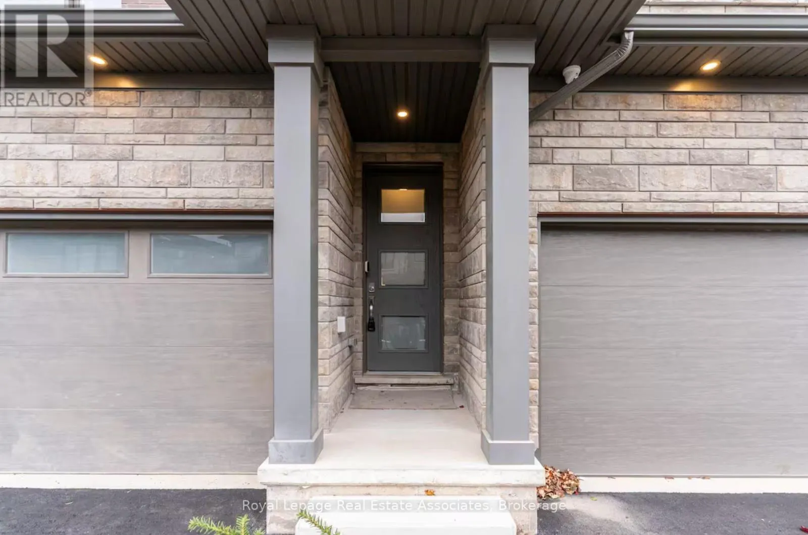45 - 4552 PORTAGE ROAD