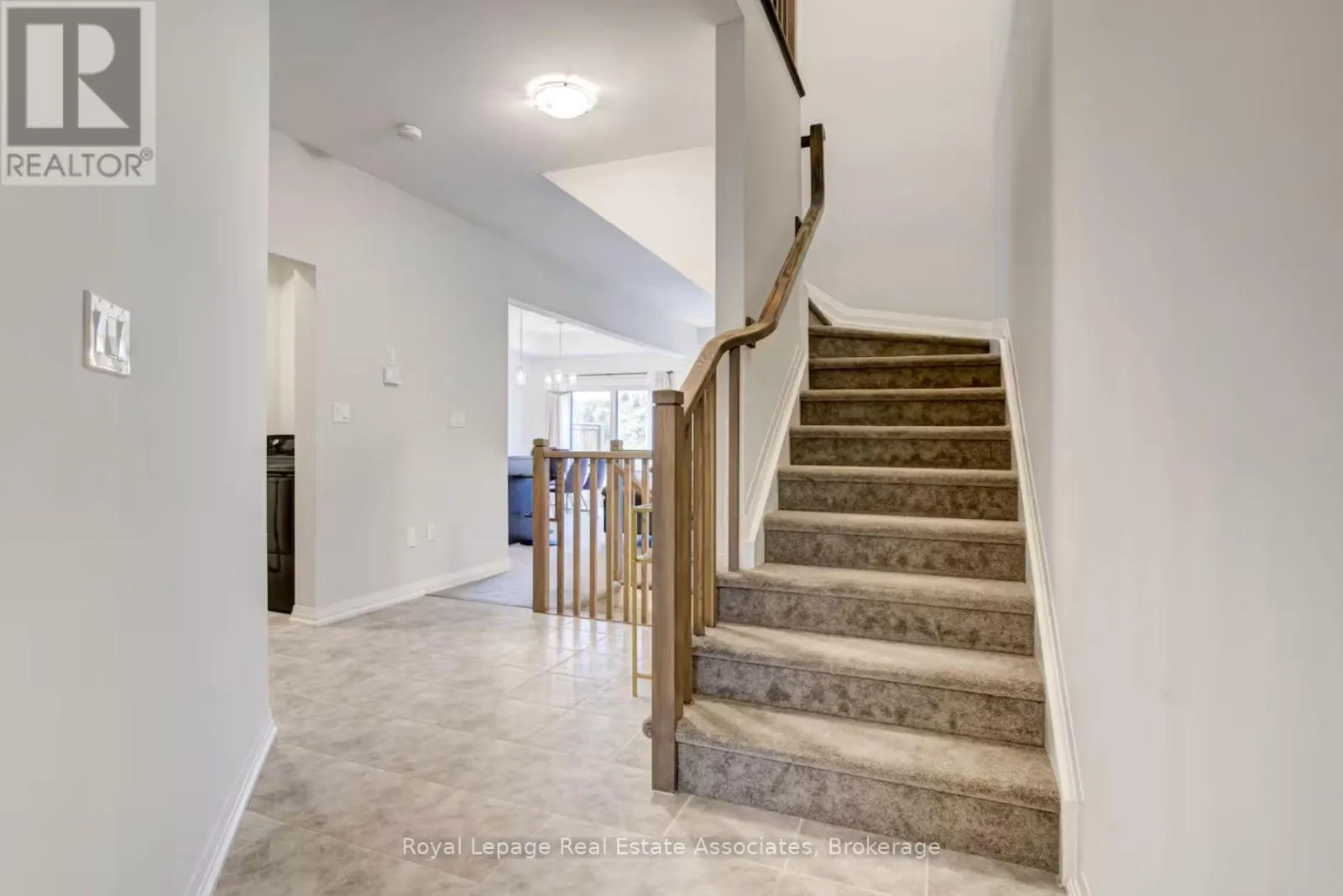 45 - 4552 PORTAGE ROAD