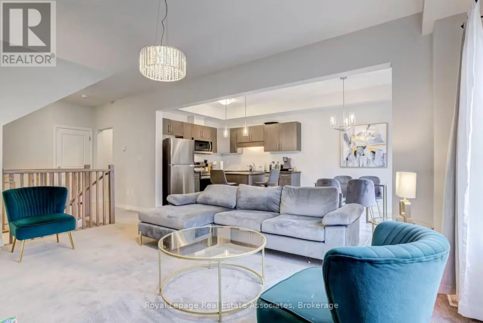 45 - 4552 PORTAGE ROAD