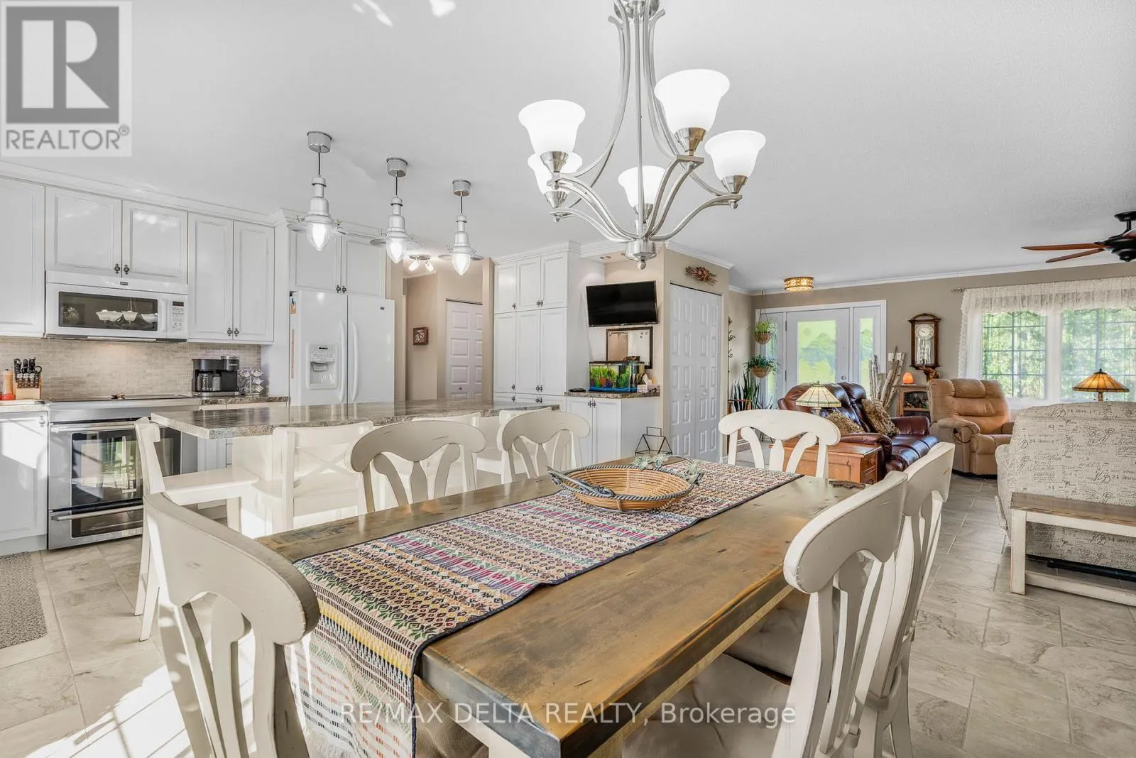 990 CONCESSION 1 CONCESSION