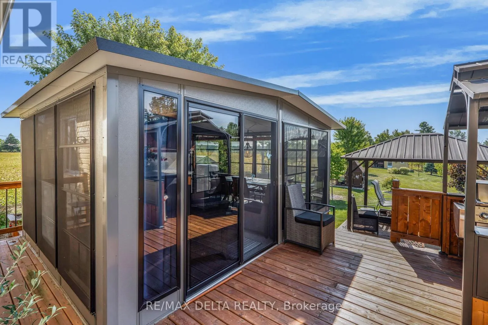 990 CONCESSION 1 CONCESSION