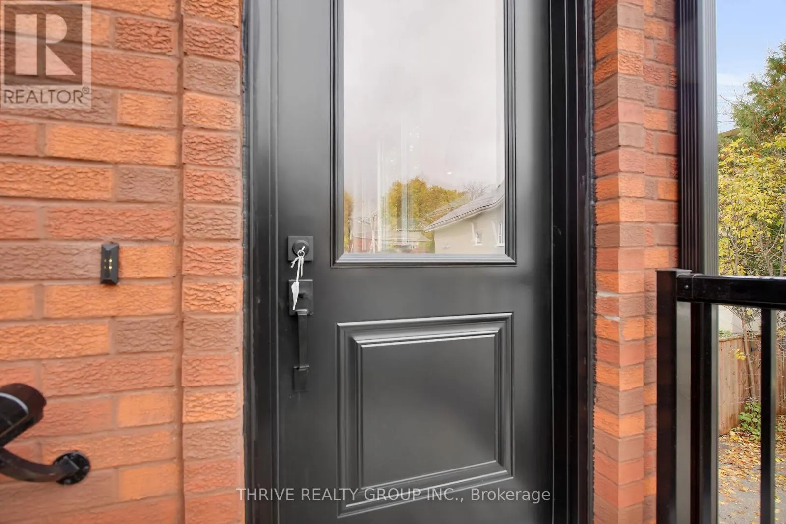 4 - 74 CHURCH STREET, #4