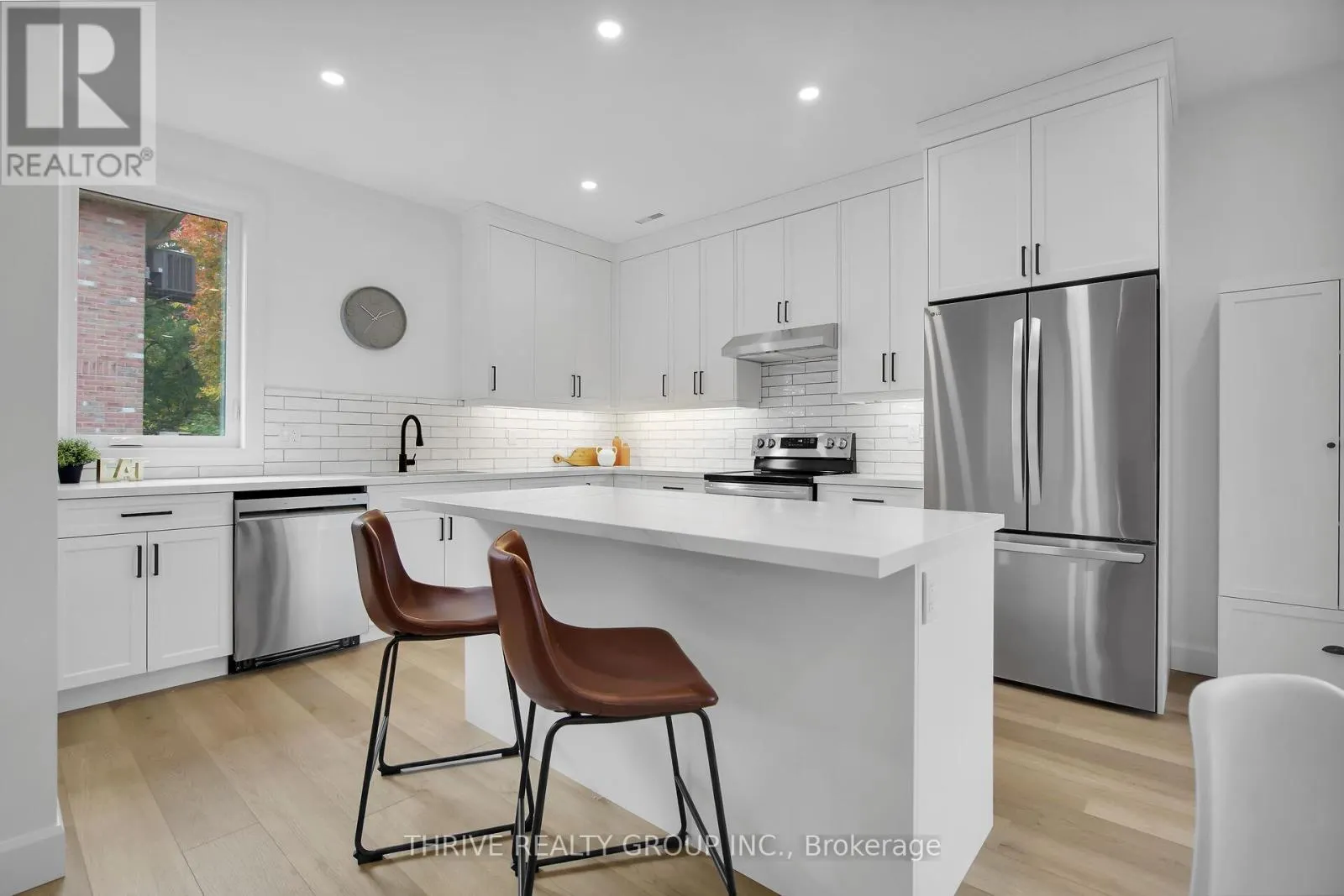 4 - 74 CHURCH STREET, #4