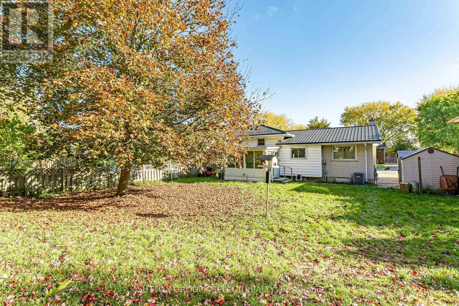 323 BASE LINE ROAD W