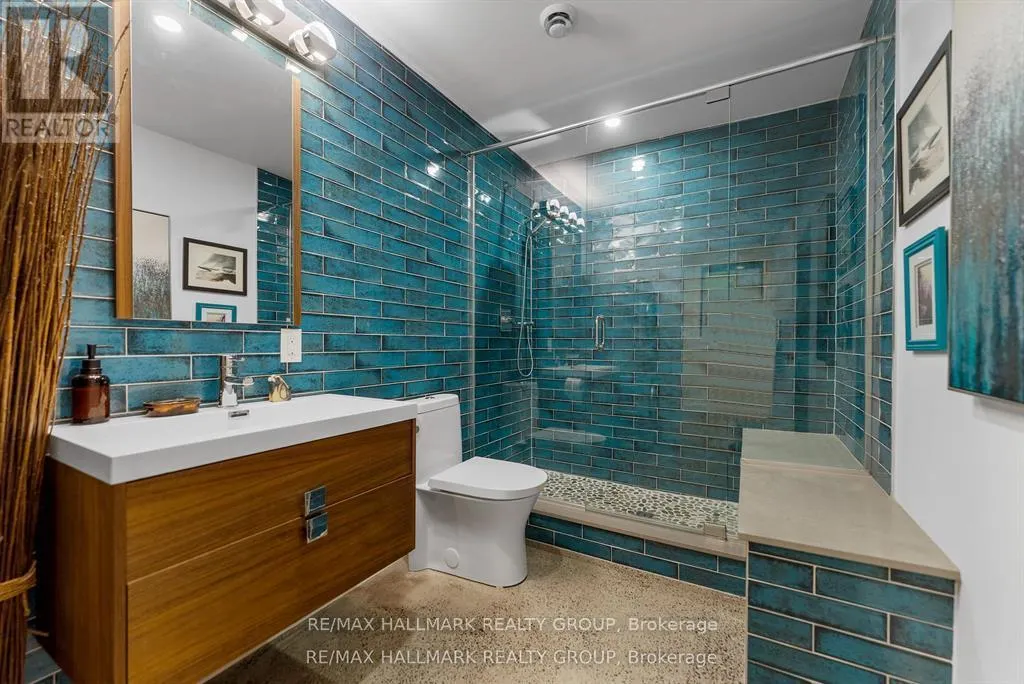 396 ROOSEVELT AVENUE