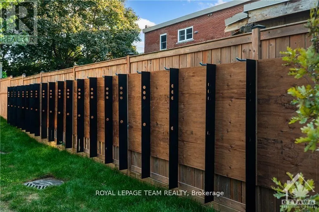 1 - 366 WINONA AVENUE