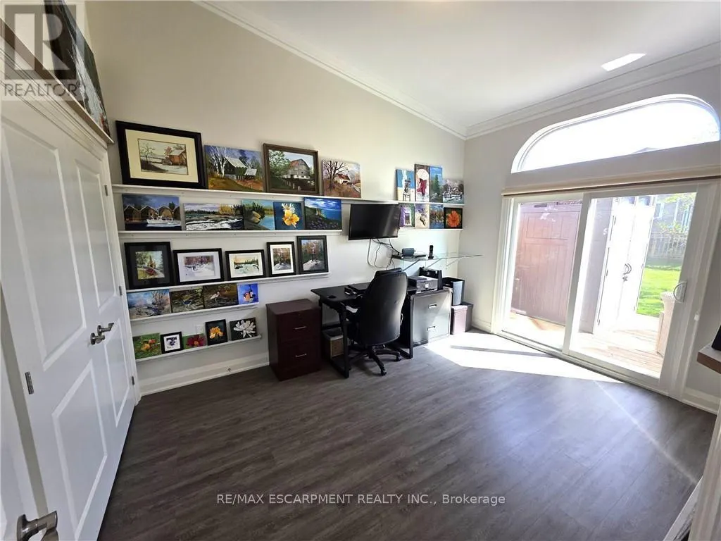 1 MONSIGNOR HENKEY TERRACE