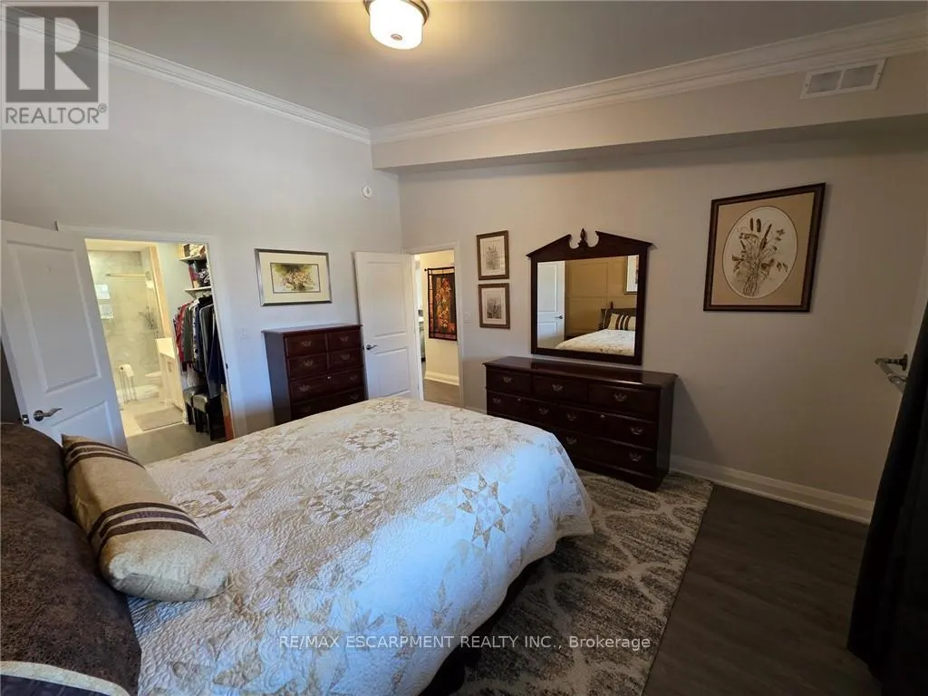 1 MONSIGNOR HENKEY TERRACE