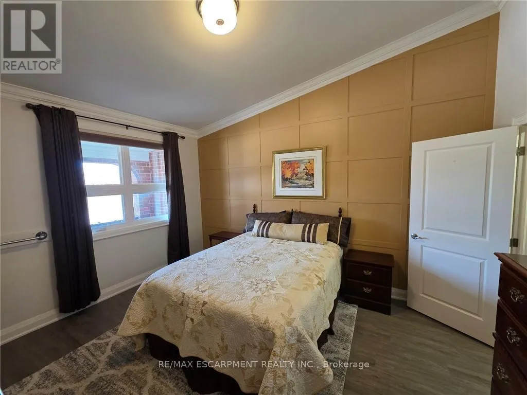 1 MONSIGNOR HENKEY TERRACE