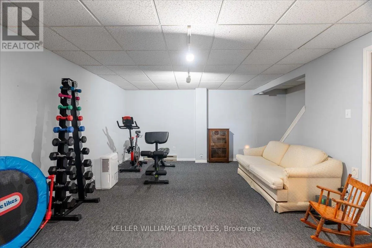 4 - 18 SAUBLE RIVER ROAD, #4