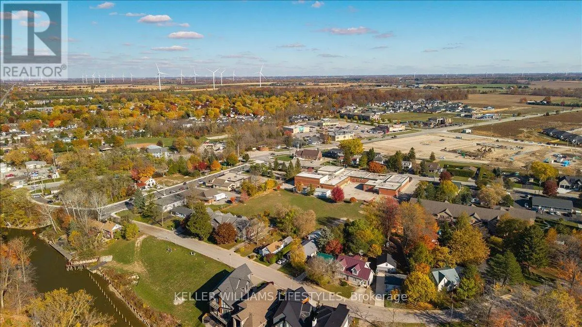 4 - 18 SAUBLE RIVER ROAD, #4