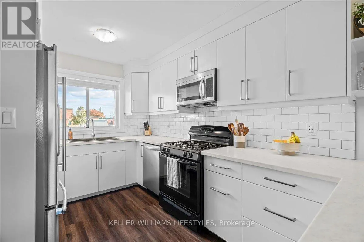 4 - 18 SAUBLE RIVER ROAD, #4