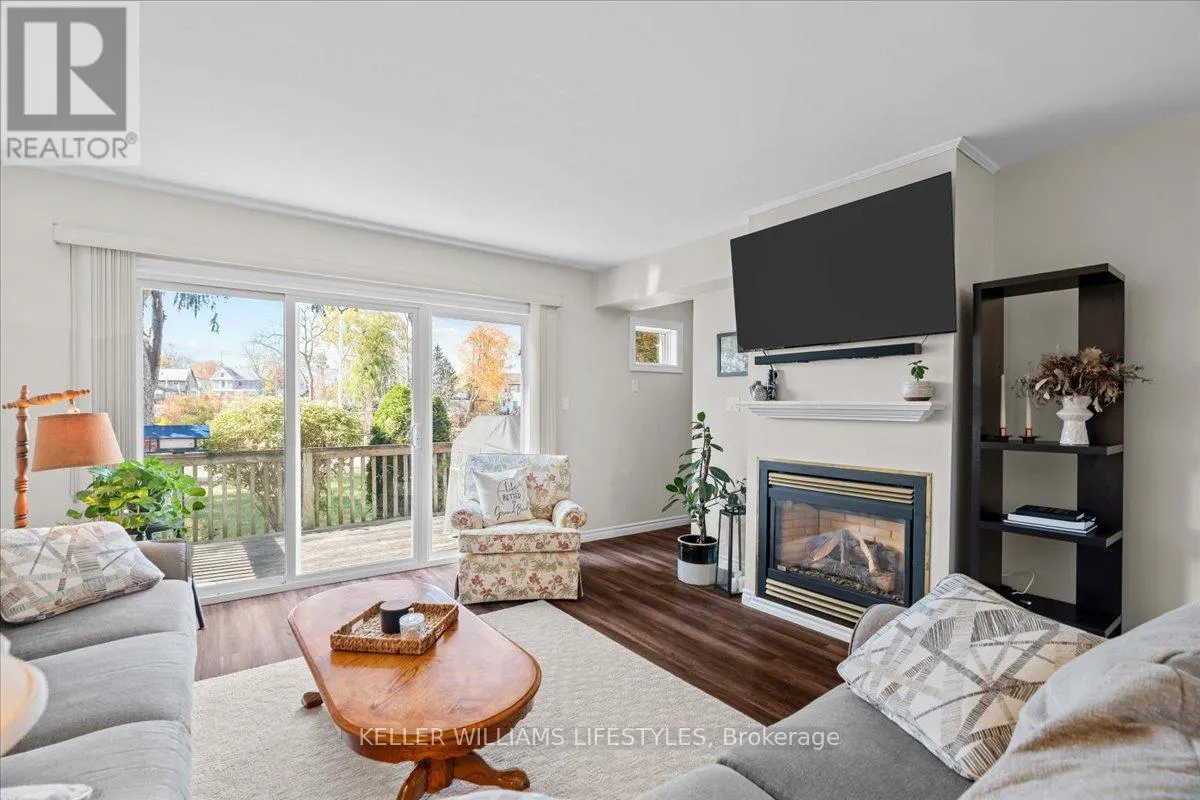 4 - 18 SAUBLE RIVER ROAD, #4