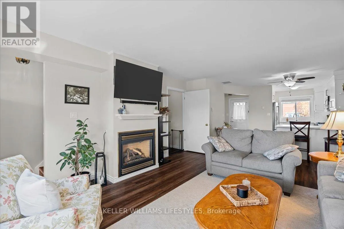 4 - 18 SAUBLE RIVER ROAD, #4